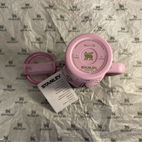 Stanley Lavender Tumbler 40oz - Picture 8 of 9